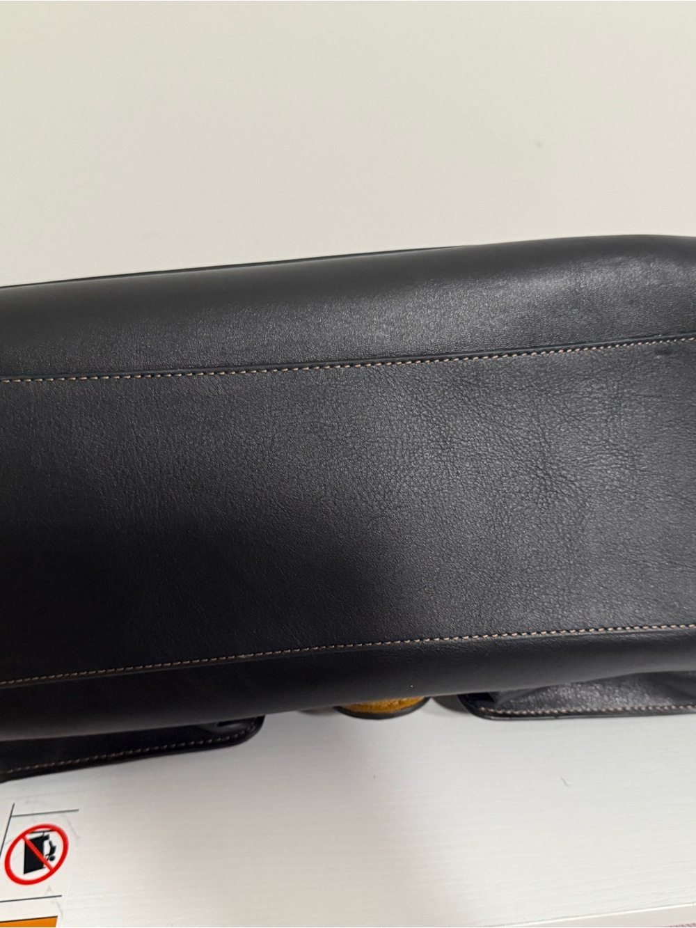 Coach Cargo Tabby 36 NWOT never worn - Picture 5 of 6